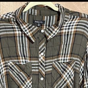 Relativity Brand Plaid Long Sleeve Flannel-like Shirt. Women’s Size 3x